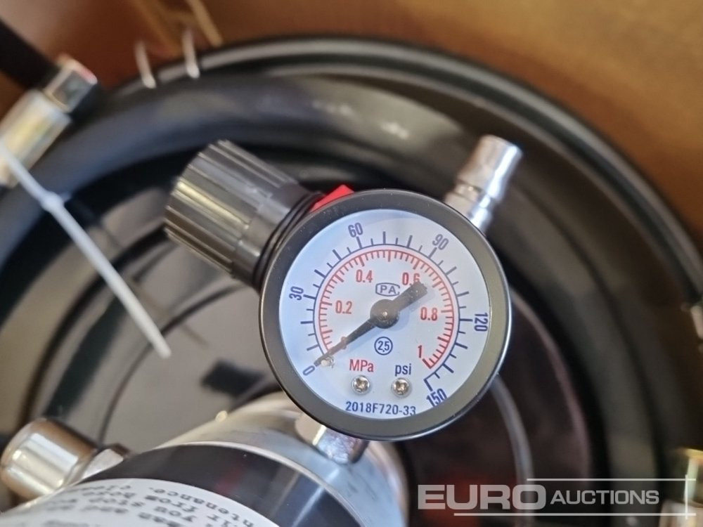 Garāžu aprīkojums Unused Boss BS-40L 40 Ltr Pneumatic High Pressure Grease Pump: foto 11