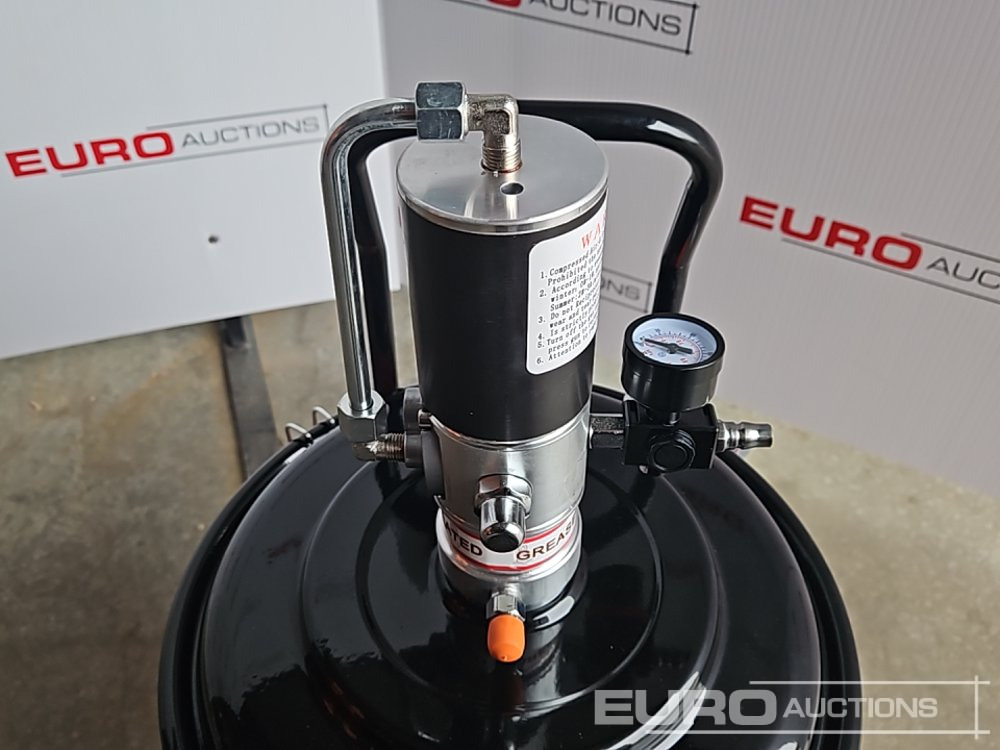 Garāžu aprīkojums Unused Boss BS-40L 40 Ltr Pneumatic High Pressure Grease Pump: foto 9