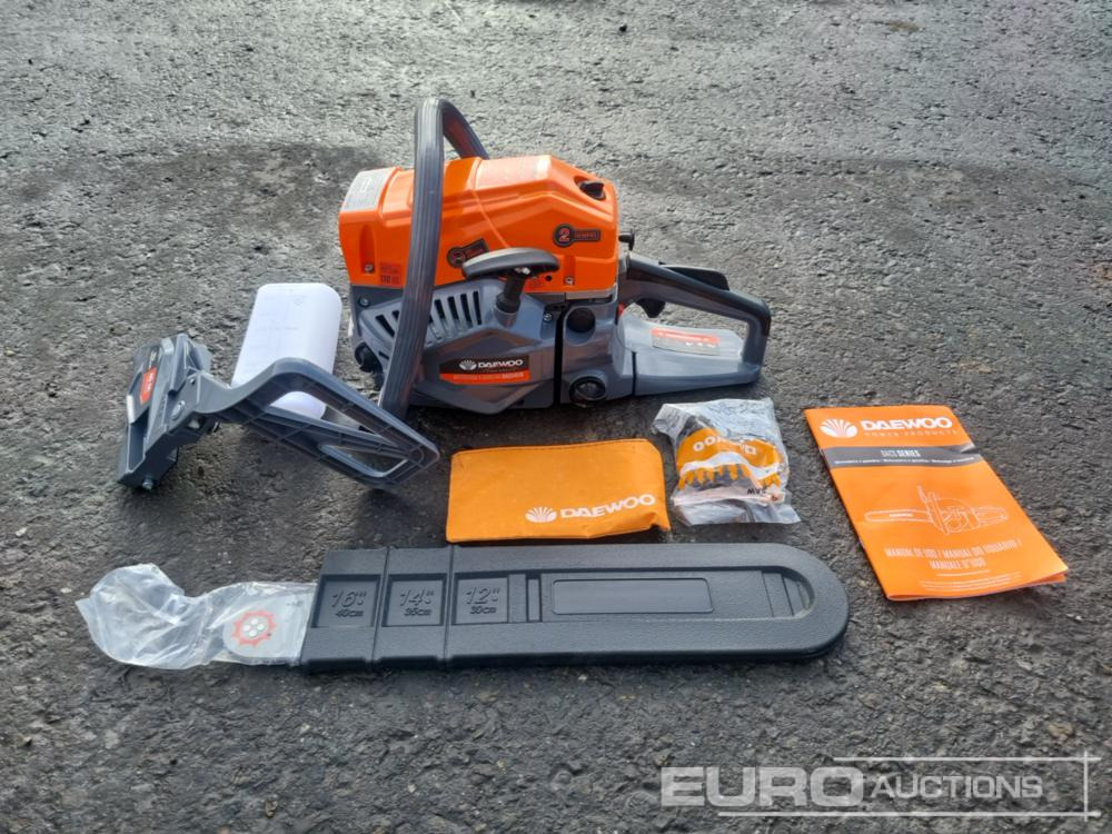 Unused Daewoo DACS5218 52cc 18" Petrol Chainsaw - Garāžu aprīkojums: foto 1 Unused Daewoo DACS5218 52cc 18" Petrol Chainsaw - Garāžu aprīkojums: foto 1