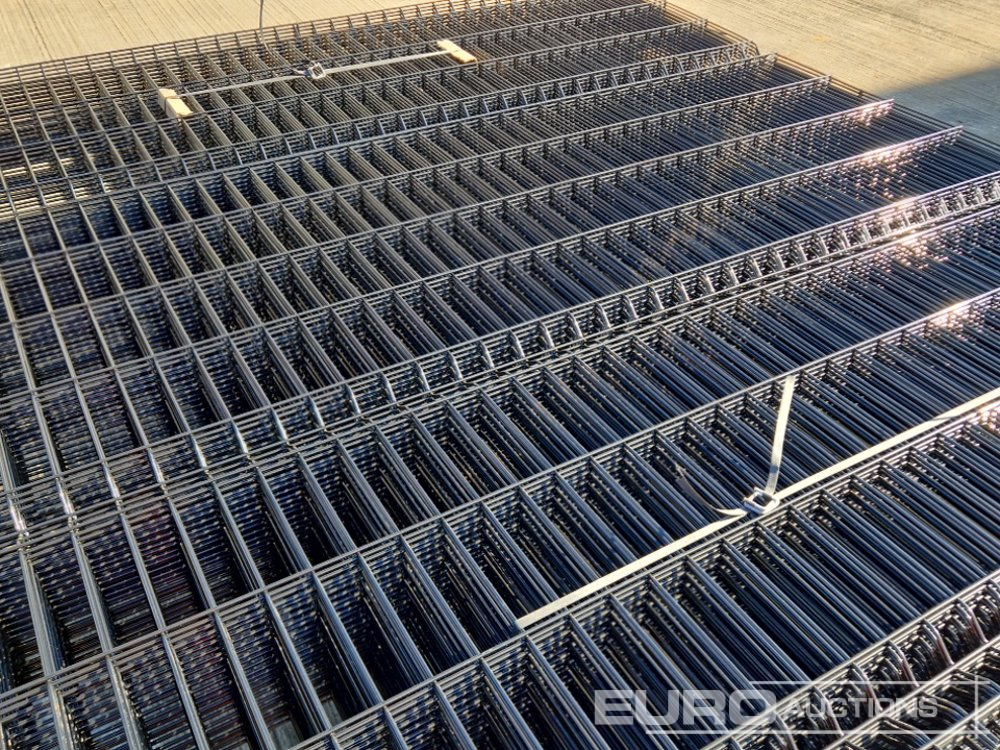 Celtniecības maisītājs Unused Galvanised & Powder Coated Heavy Duty (5mm) Wire Mesh Fencing, 25 x H2.4m x W2.2m Panels, 26 x 60mm x 60mm x3m Posts, with Fittings (Black): foto 11 Celtniecības maisītājs Unused Galvanised & Powder Coated Heavy Duty (5mm) Wire Mesh Fencing, 25 x H2.4m x W2.2m Panels, 26 x 60mm x 60mm x3m Posts, with Fittings (Black): foto 11