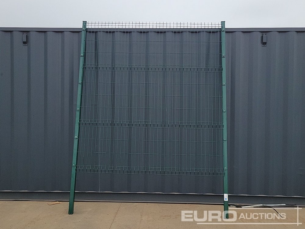 Unused Galvanised & Powder Coated Heavy Duty (5mm) Wire Mesh Fencing, 25 x H2.4m x W2.2m Panels, 26 x 60mm x 60mm x3m Posts, with Fittings (Green) - Celtniecības maisītājs: foto 4 Unused Galvanised & Powder Coated Heavy Duty (5mm) Wire Mesh Fencing, 25 x H2.4m x W2.2m Panels, 26 x 60mm x 60mm x3m Posts, with Fittings (Green) - Celtniecības maisītājs: foto 4