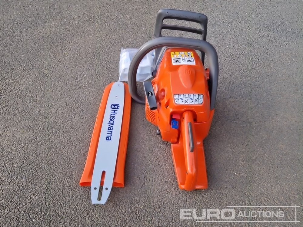 Unused Husqvarna 120 Mark II 14" Petrol Chain Saw - Garāžu aprīkojums: foto 4 Unused Husqvarna 120 Mark II 14" Petrol Chain Saw - Garāžu aprīkojums: foto 4