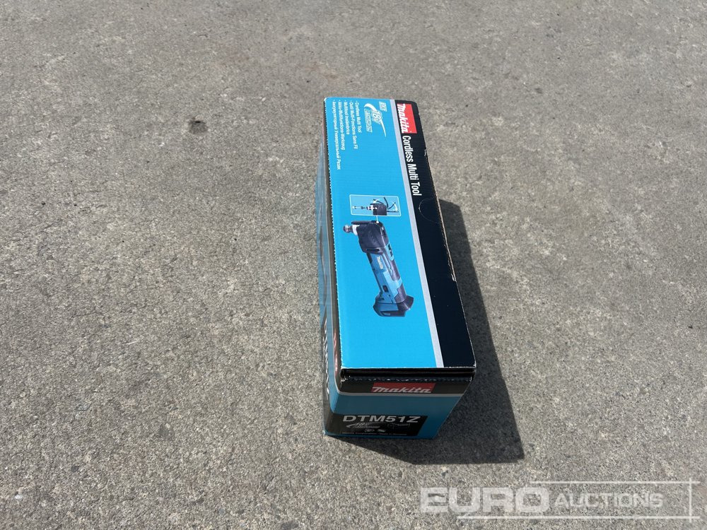 Unused Makita 18v DTM51Z LXT Multi-Tool (Body Only) - Celtniecības maisītājs: foto 2 Unused Makita 18v DTM51Z LXT Multi-Tool (Body Only) - Celtniecības maisītājs: foto 2