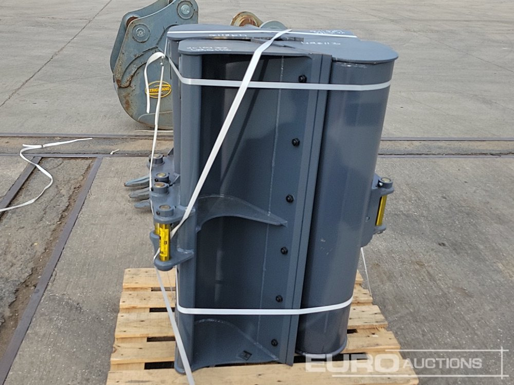 Unused Strickland 48", 48", 48", 48" Ditching Bucket 35mm Pin to suit Mini Excavator - Kauss: foto 2 Unused Strickland 48", 48", 48", 48" Ditching Bucket 35mm Pin to suit Mini Excavator - Kauss: foto 2