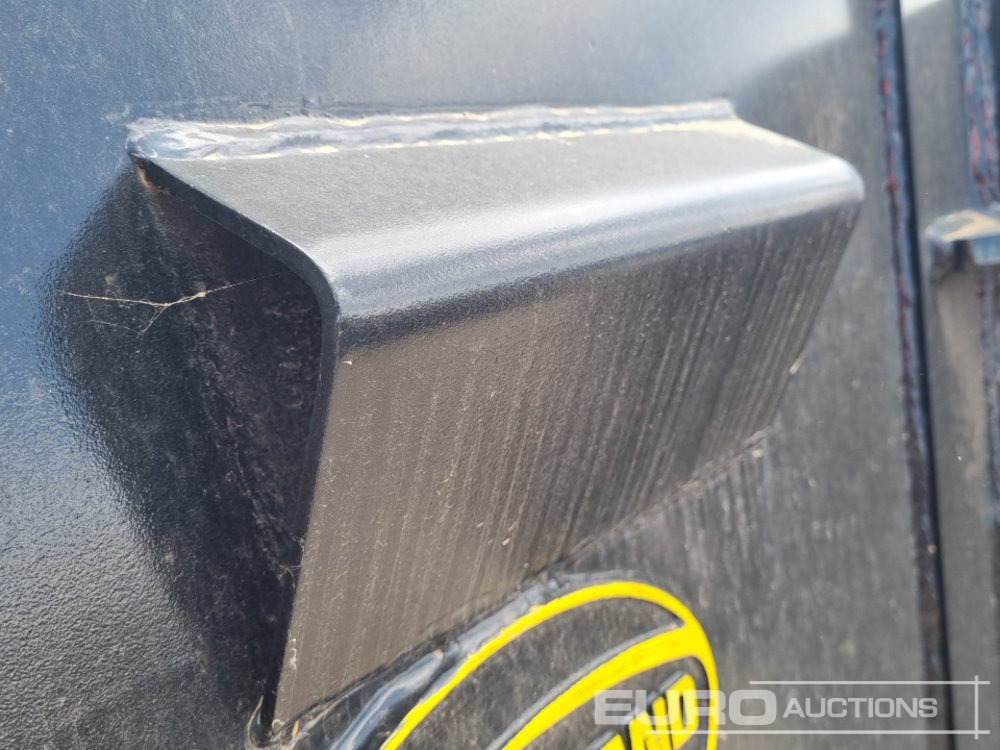 Jaunā Kauss Unused Strickland 90" Loading Bucket to suit Manitou Telehandler: foto 12
