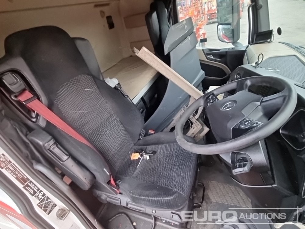 Vilcējs 2017 Mercedes Actros 2545: foto 31