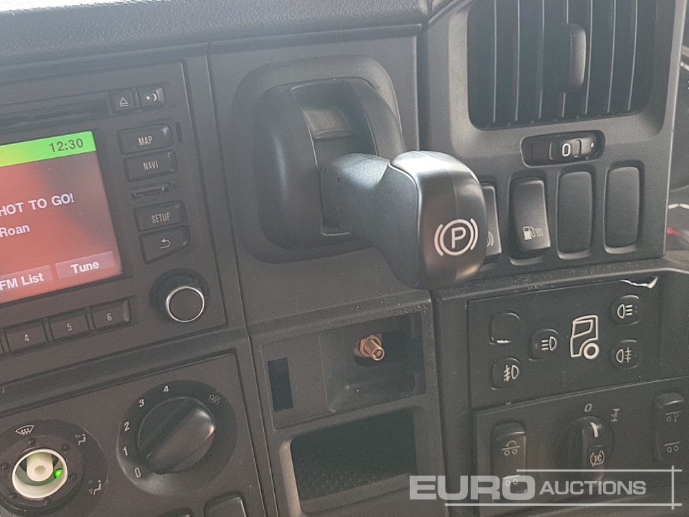 Vilcējs Scania R450: foto 29
