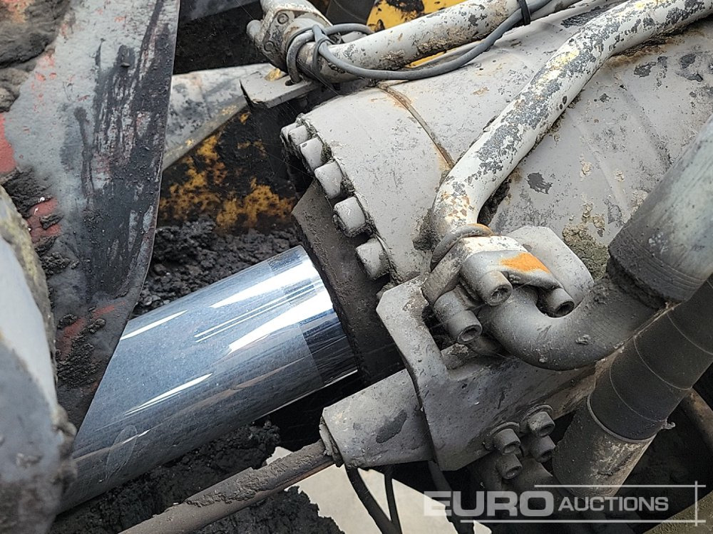 Riteņu iekrāvējs Volvo 180C: foto 30