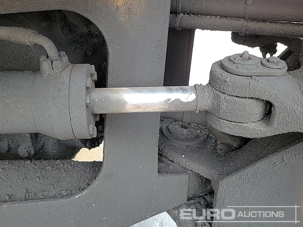 Riteņu iekrāvējs Volvo 180C: foto 26