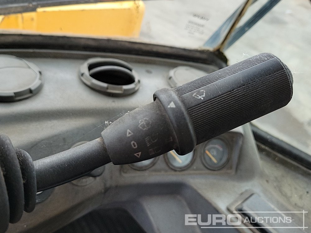 Riteņu iekrāvējs Volvo 180C: foto 48