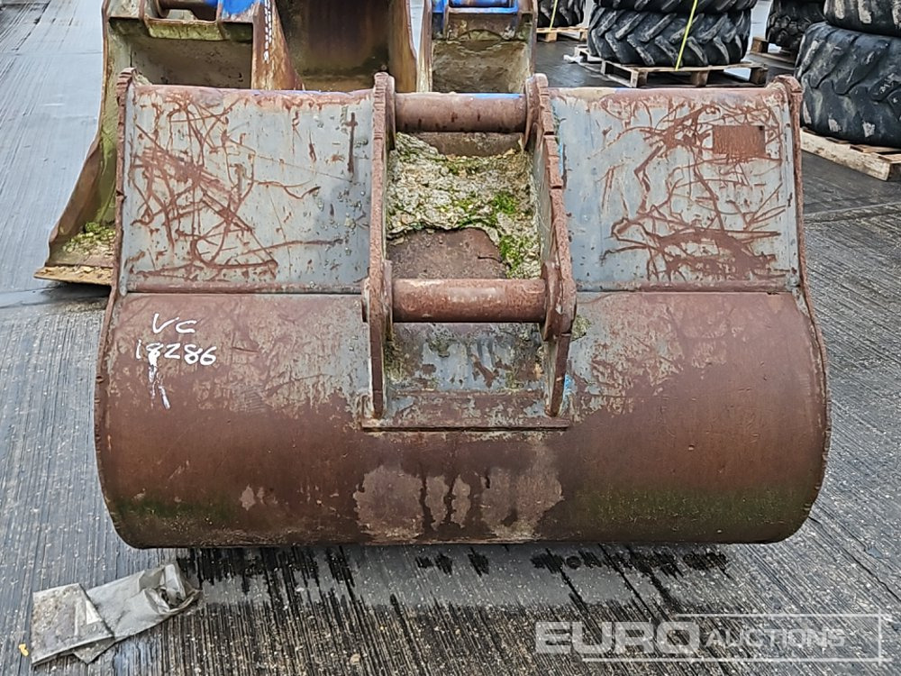 Volvo 46" Scoop Bucket 65mm Pin to suit 13 Ton Excavator - Kauss: foto 4 Volvo 46" Scoop Bucket 65mm Pin to suit 13 Ton Excavator - Kauss: foto 4