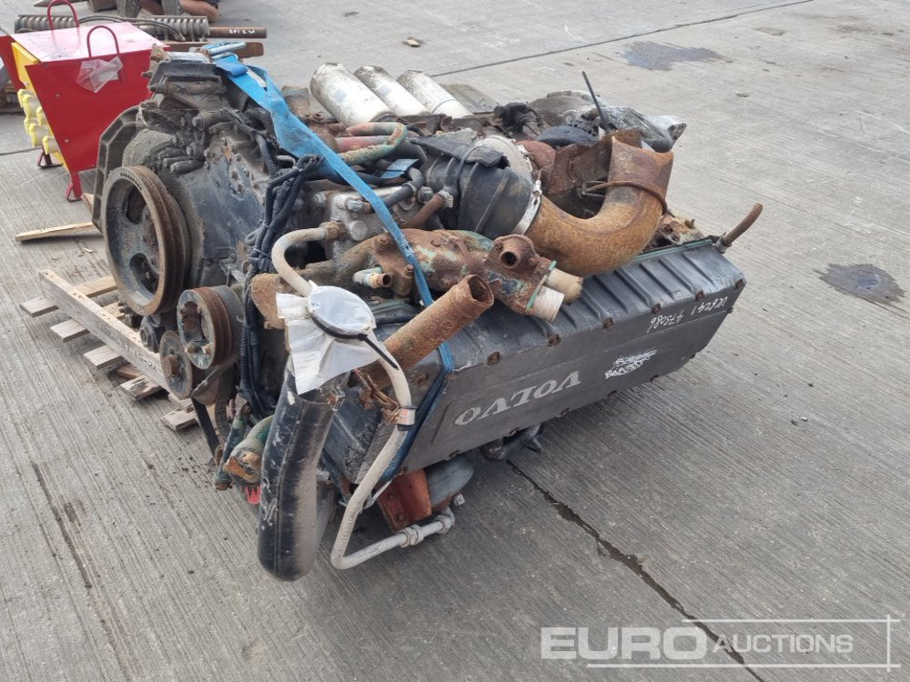 Volvo 6 Cylinder Engine - Dzinējs: foto 1 Volvo 6 Cylinder Engine - Dzinējs: foto 1
