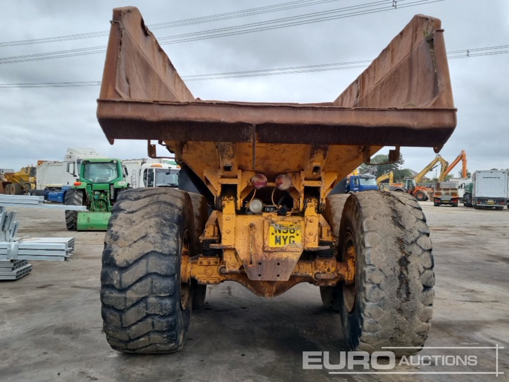 Volvo A25C - Artikulētias pašizgāzējs: foto 4 Volvo A25C - Artikulētias pašizgāzējs: foto 4