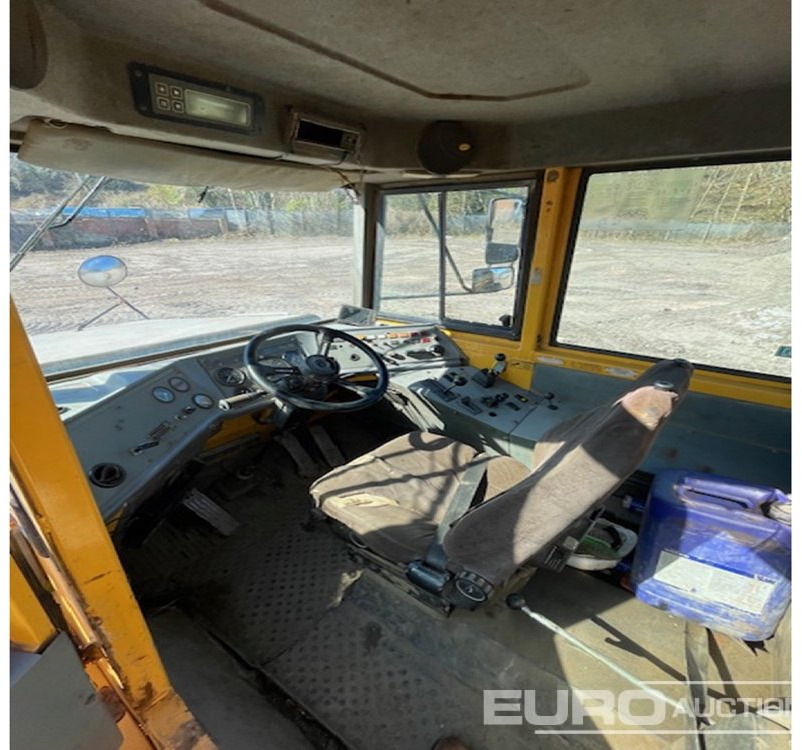 Artikulētias pašizgāzējs Volvo A25C: foto 10