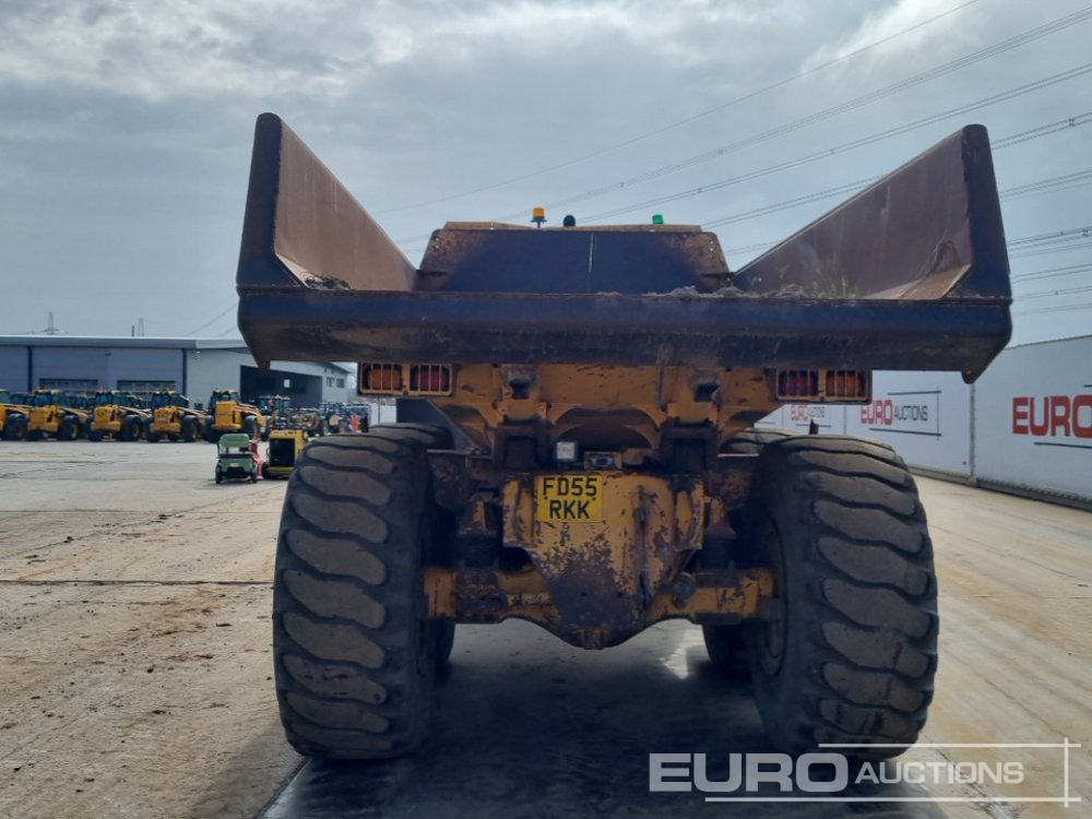 Volvo A25D - Artikulētias pašizgāzējs: foto 4 Volvo A25D - Artikulētias pašizgāzējs: foto 4