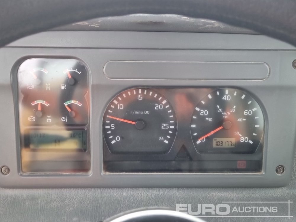 Artikulētias pašizgāzējs Volvo A30D: foto 46