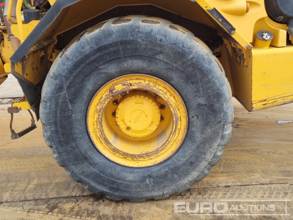Artikulētias pašizgāzējs Volvo A30D: foto 15
