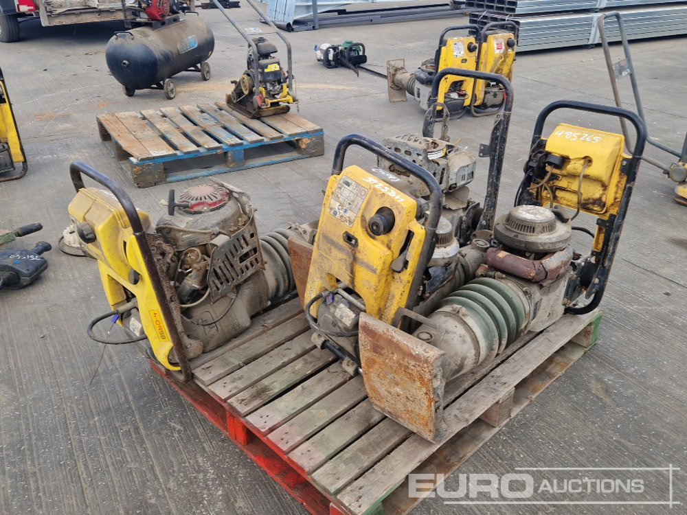 Wacker Neuson Petrol Trench Compactor (4 of, Spares) - Asfalta ieklāšanas tehnika: foto 1 Wacker Neuson Petrol Trench Compactor (4 of, Spares) - Asfalta ieklāšanas tehnika: foto 1
