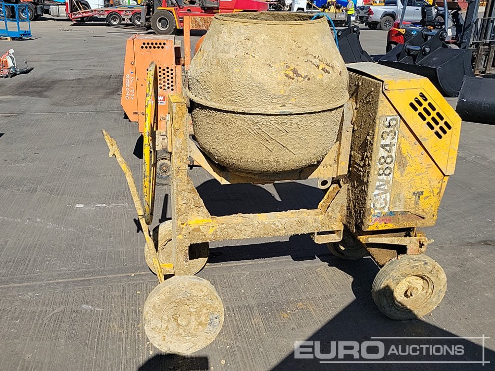 Winget Diesel Cement Mixer, Electric Start Yanmar Engine - Betona maisītājs: foto 2 Winget Diesel Cement Mixer, Electric Start Yanmar Engine - Betona maisītājs: foto 2