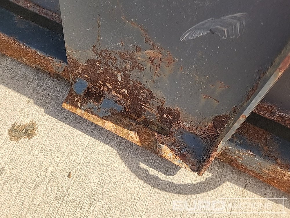 Wolverine 70" High Tip Bucket to suit Skidsteer Loader - Kauss: foto 5 Wolverine 70" High Tip Bucket to suit Skidsteer Loader - Kauss: foto 5
