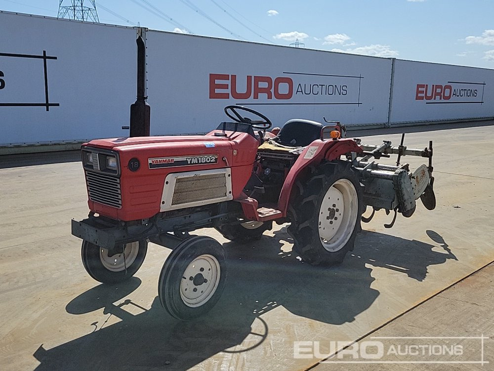 Yanmar YM1802 - Mini traktors: foto 1 Yanmar YM1802 - Mini traktors: foto 1