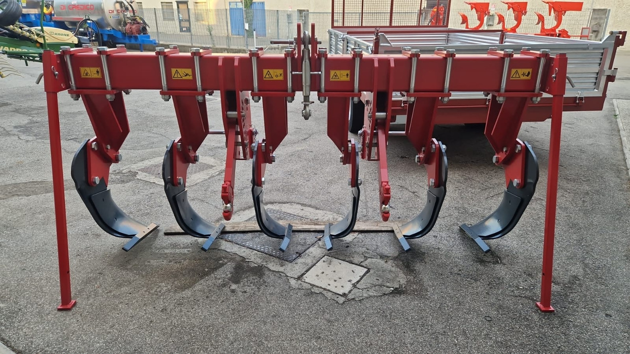 Dissodatore nuovo Kverneland CLI 630 - Dziļirdinātājs: foto 2 Dissodatore nuovo Kverneland CLI 630 - Dziļirdinātājs: foto 2