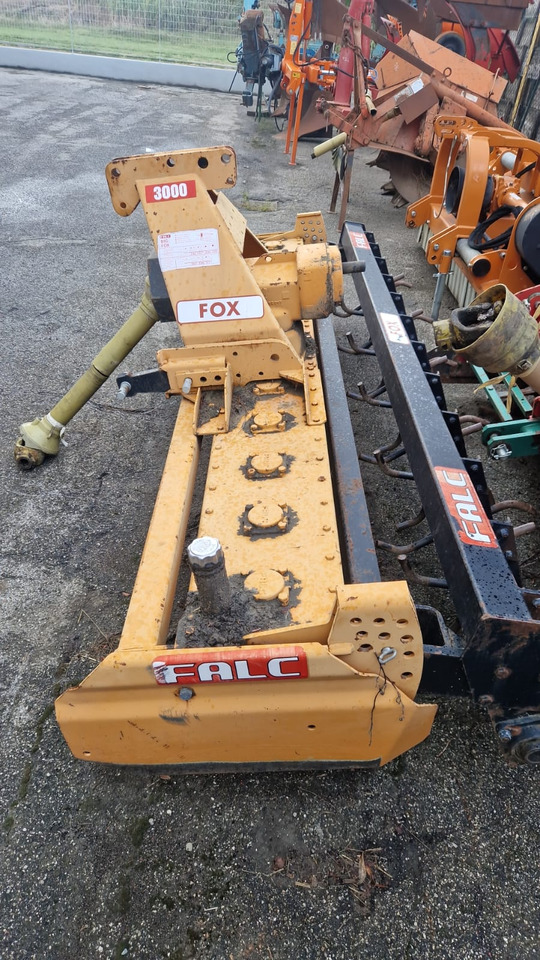 Erpice rotante usato Falc 3 metri - Vertikālā augsnes frēze: foto 3 Erpice rotante usato Falc 3 metri - Vertikālā augsnes frēze: foto 3