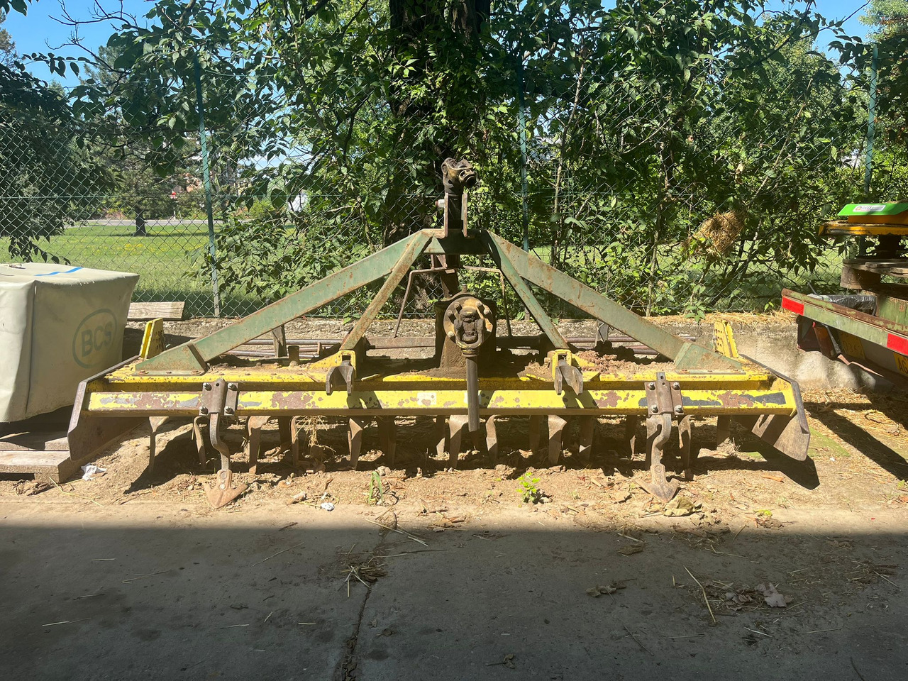 Erpice rotante usato Moreni - Vertikālā augsnes frēze: foto 1 Erpice rotante usato Moreni - Vertikālā augsnes frēze: foto 1