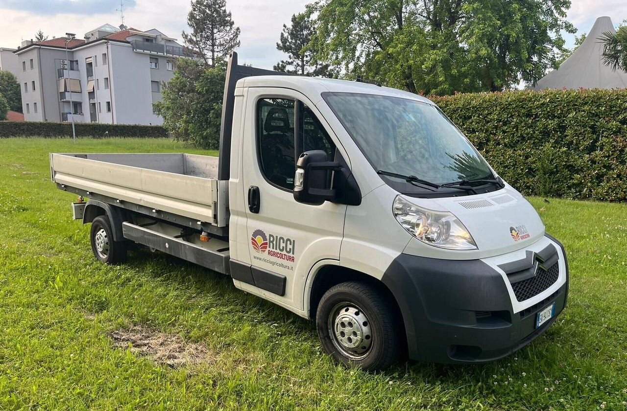 Furgone Cassonato Citroen Jumper - Automašīna ar kravas platformu: foto 1 Furgone Cassonato Citroen Jumper - Automašīna ar kravas platformu: foto 1
