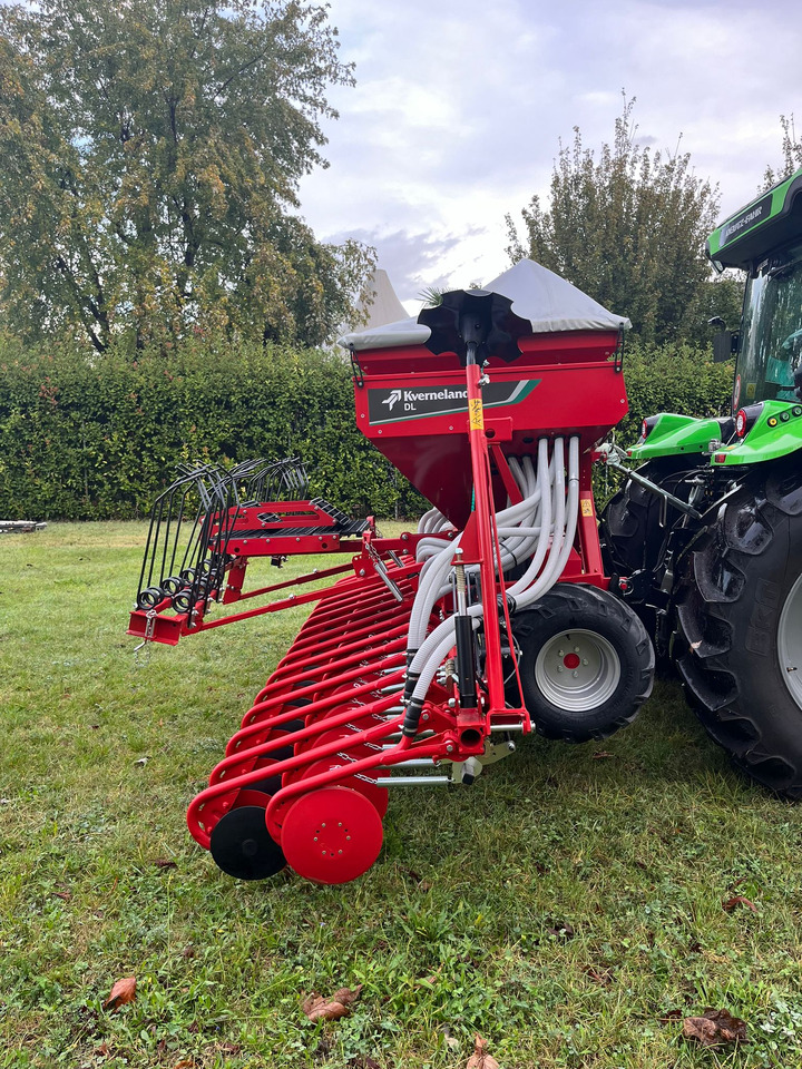 Seminatrice nuova Kverneland DL4 m-32 CX - Sējmašīna: foto 4 Seminatrice nuova Kverneland DL4 m-32 CX - Sējmašīna: foto 4