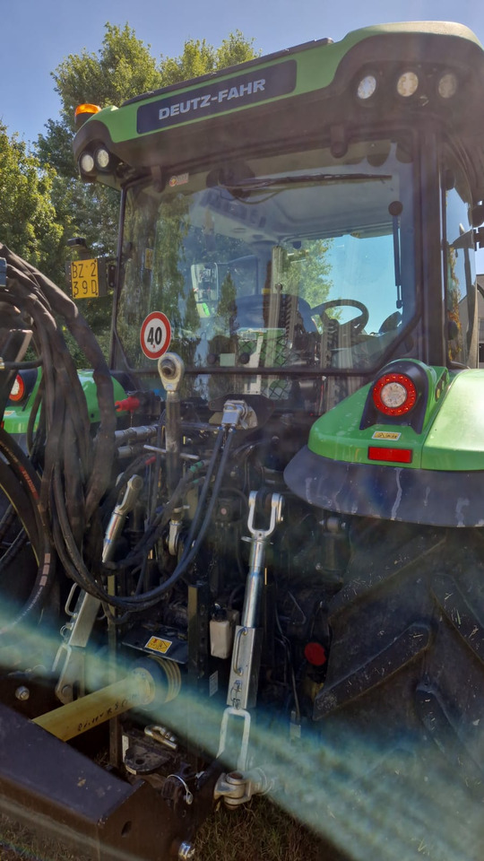 Trattore usato Deutz-Fahr 6125 C TTV - Traktors: foto 3 Trattore usato Deutz-Fahr 6125 C TTV - Traktors: foto 3