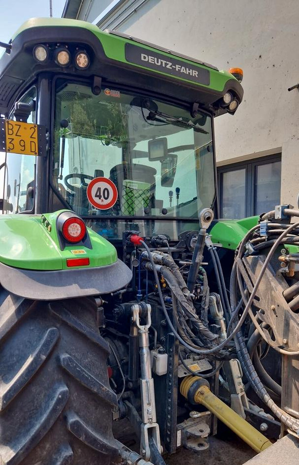 Trattore usato Deutz-Fahr 6125 C TTV - Traktors: foto 5 Trattore usato Deutz-Fahr 6125 C TTV - Traktors: foto 5