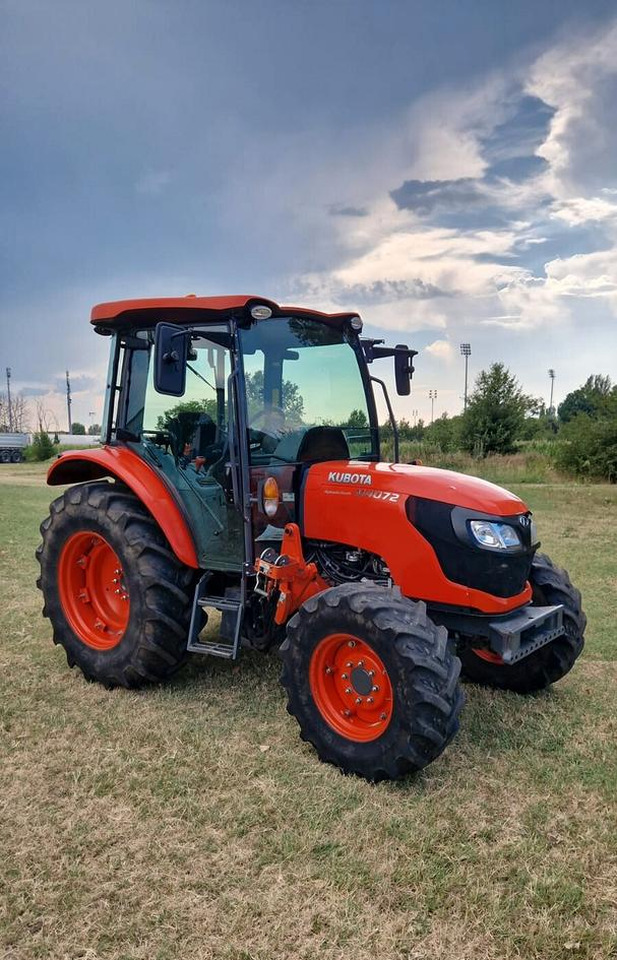 Trattore usato Kubota M4072 - Traktors: foto 1 Trattore usato Kubota M4072 - Traktors: foto 1