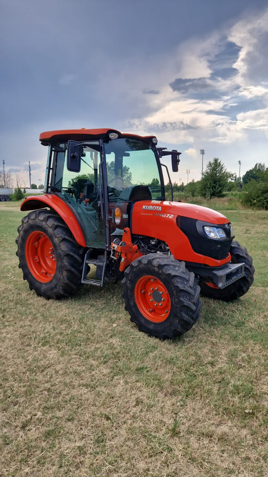 Trattore usato Kubota M4072 - Traktors: foto 1 Trattore usato Kubota M4072 - Traktors: foto 1
