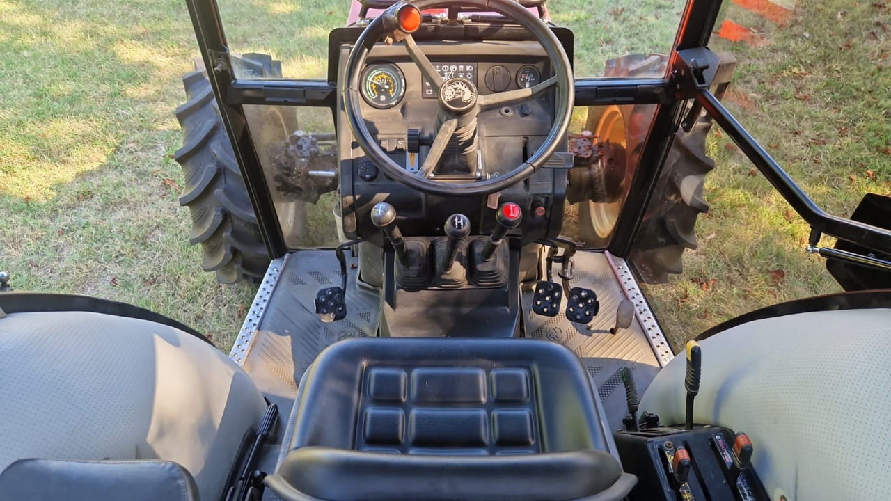 Trattore usato Same Aster 60 - Traktors: foto 3 Trattore usato Same Aster 60 - Traktors: foto 3