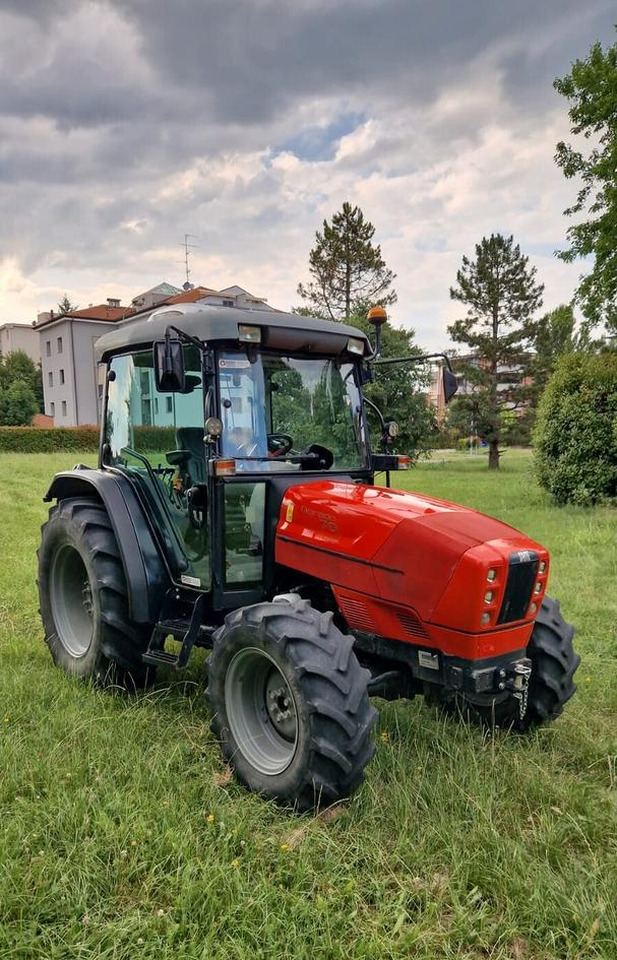 Trattore usato Same Dorado 70 Classic - Traktors: foto 1 Trattore usato Same Dorado 70 Classic - Traktors: foto 1