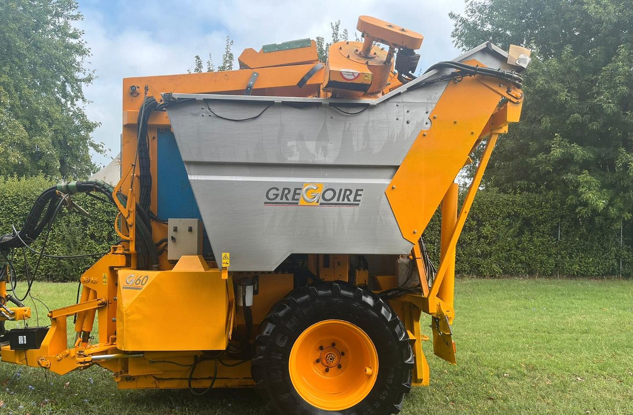 Vendemmiatrice usata Gregoire G60I - Vīnogu mašīna: foto 4 Vendemmiatrice usata Gregoire G60I - Vīnogu mašīna: foto 4