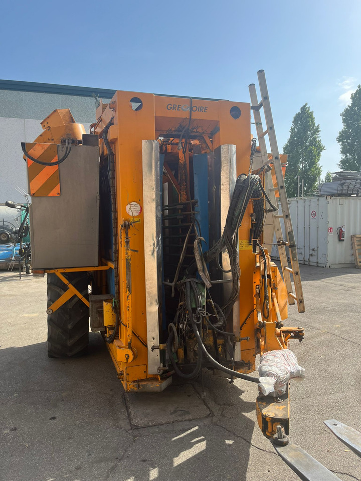 Vendemmiatrice usata Grégoire G60I - Vīnogu mašīna: foto 4 Vendemmiatrice usata Grégoire G60I - Vīnogu mašīna: foto 4