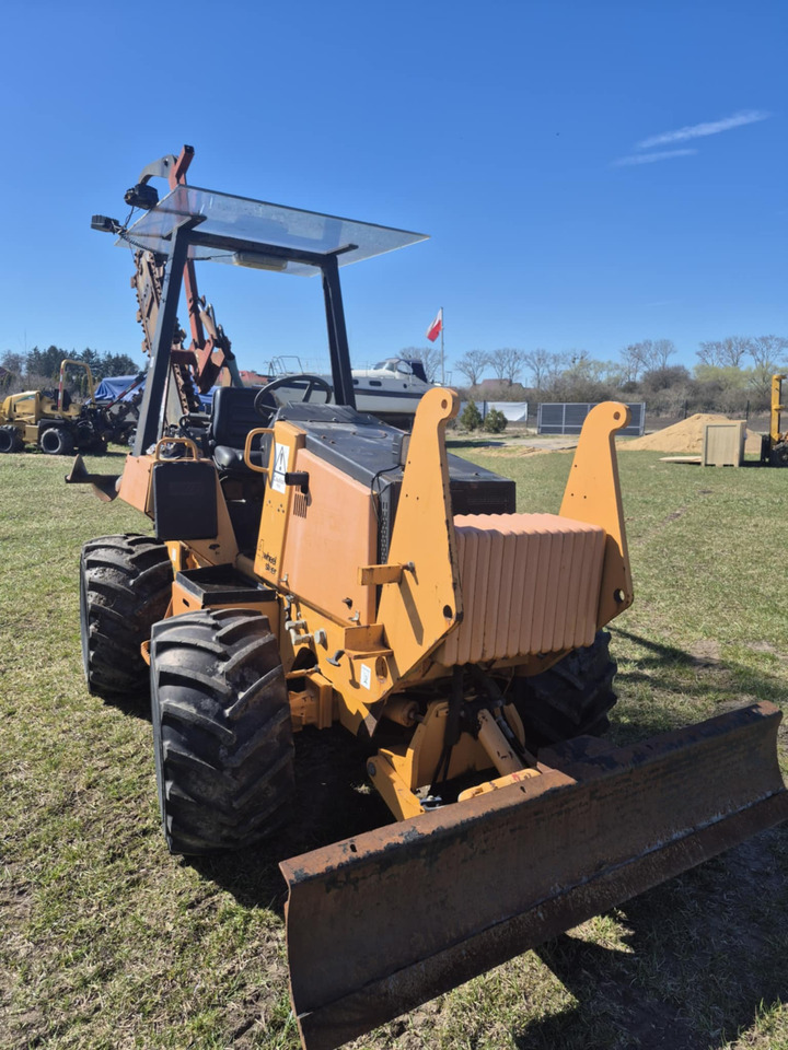 Case 560 - Tranšeju racējs: foto 2 Case 560 - Tranšeju racējs: foto 2