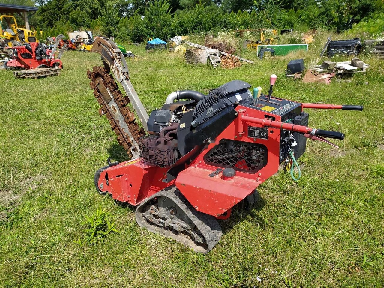 Vermeer RTX150 - Tranšeju racējs: foto 2 Vermeer RTX150 - Tranšeju racējs: foto 2