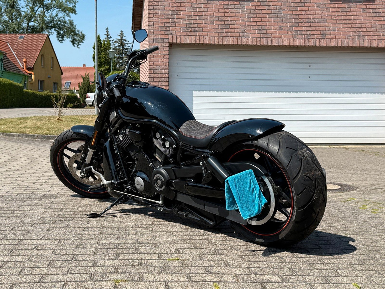 Harley-Davidson Night Rod - Motocikls: foto 2 Harley-Davidson Night Rod - Motocikls: foto 2