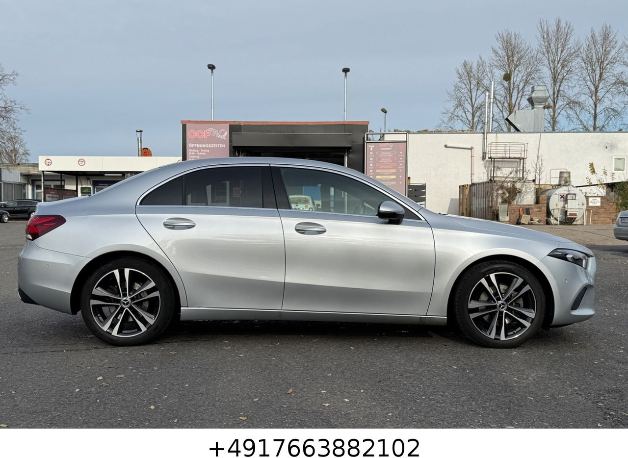 Mercedes-Benz A 200 Lim./LED/KAMERA/NAVI/SITZHZG. - Sedans: foto 4 Mercedes-Benz A 200 Lim./LED/KAMERA/NAVI/SITZHZG. - Sedans: foto 4