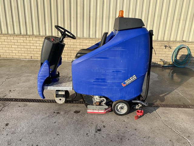 Dulevo H815 RO, Schrobmachine, 85 cm - Grīdas mazgāšanas iekārta: foto 1 Dulevo H815 RO, Schrobmachine, 85 cm - Grīdas mazgāšanas iekārta: foto 1