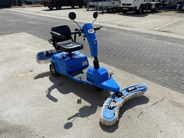 EP ZL-C5, Dweilmachine / veegmachine - Ielu tīrīšanas mašīna: foto 4 EP ZL-C5, Dweilmachine / veegmachine - Ielu tīrīšanas mašīna: foto 4