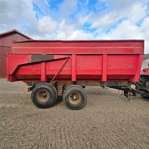 ABC 16 ton - Piekabe pašizgāzējs: foto 1 ABC 16 ton - Piekabe pašizgāzējs: foto 1