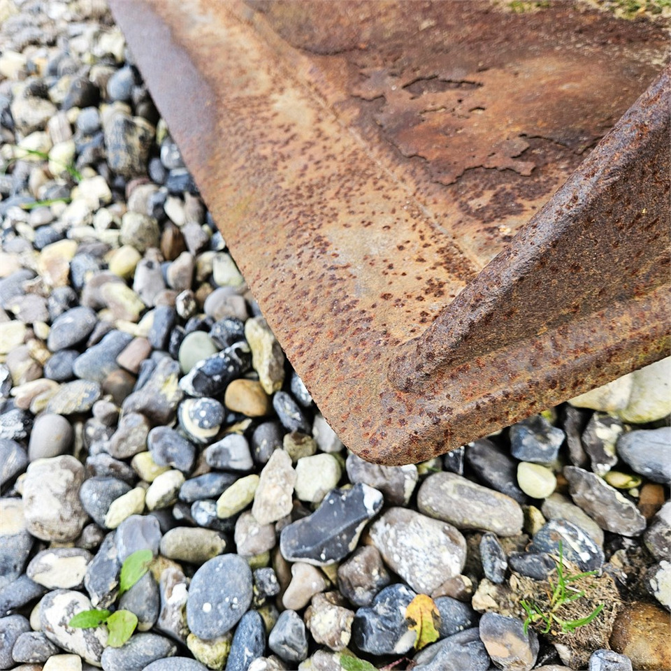 Ekskavatora kauss - Celtniecības tehnika ABC 80 cm: foto 7 Ekskavatora kauss - Celtniecības tehnika ABC 80 cm: foto 7