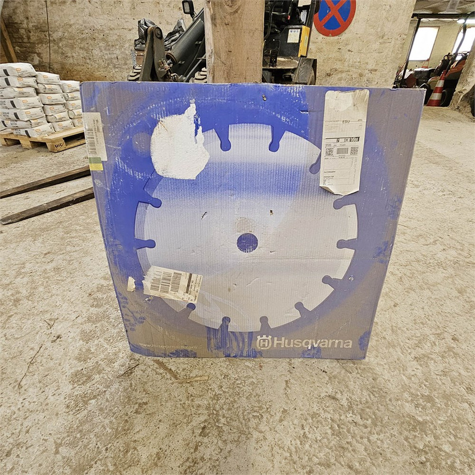 ABC Bourk GmbH k 1090 - Asfalta ieklāšanas tehnika: foto 5 ABC Bourk GmbH k 1090 - Asfalta ieklāšanas tehnika: foto 5