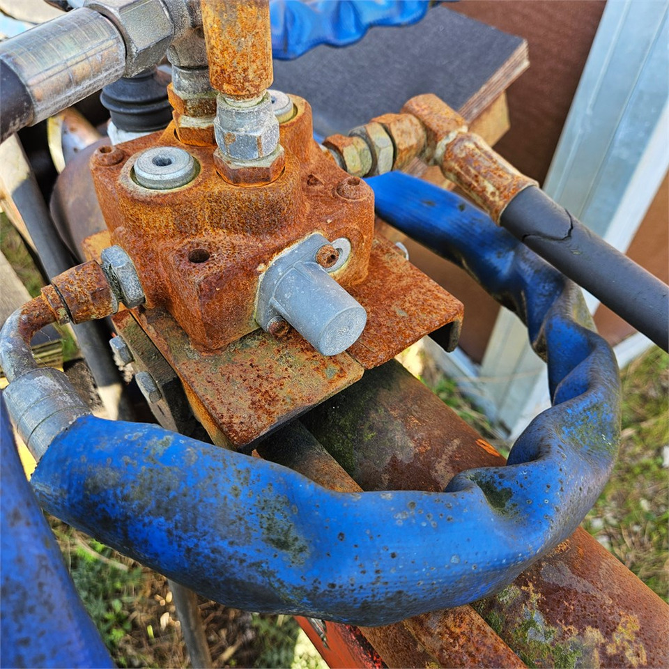 Malkas skaldītājs ABC LS40 - 110: foto 6 Malkas skaldītājs ABC LS40 - 110: foto 6