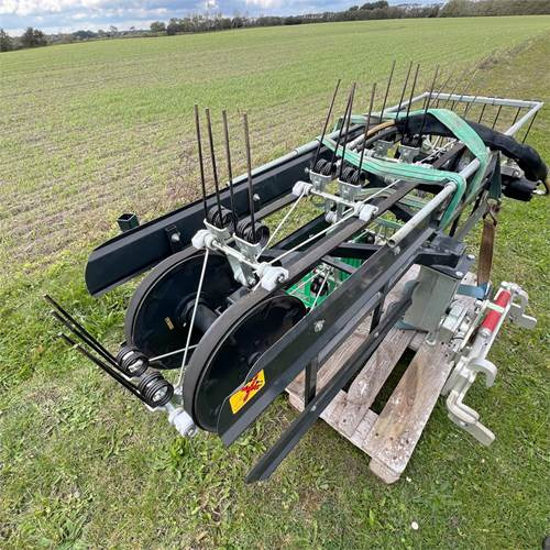 ABC Robo Evo Rake - Zāles pļāvējs: foto 1 ABC Robo Evo Rake - Zāles pļāvējs: foto 1