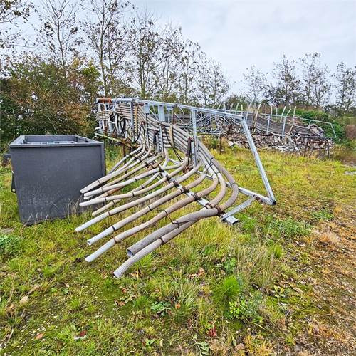 AP 24 meter - Mēslošanas tehnika: foto 1 AP 24 meter - Mēslošanas tehnika: foto 1